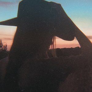 Meet your Posher, Ceirra!